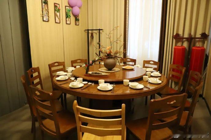药材X食材台州中医院这对CP先磕了 谁说中药只能苦口？台州市中医院把药膳馆开成了