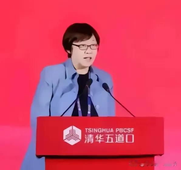 清华北大是非多，占了最好的资源，却没给国家贡献，毕业生出国报效，或从政吃里扒外？