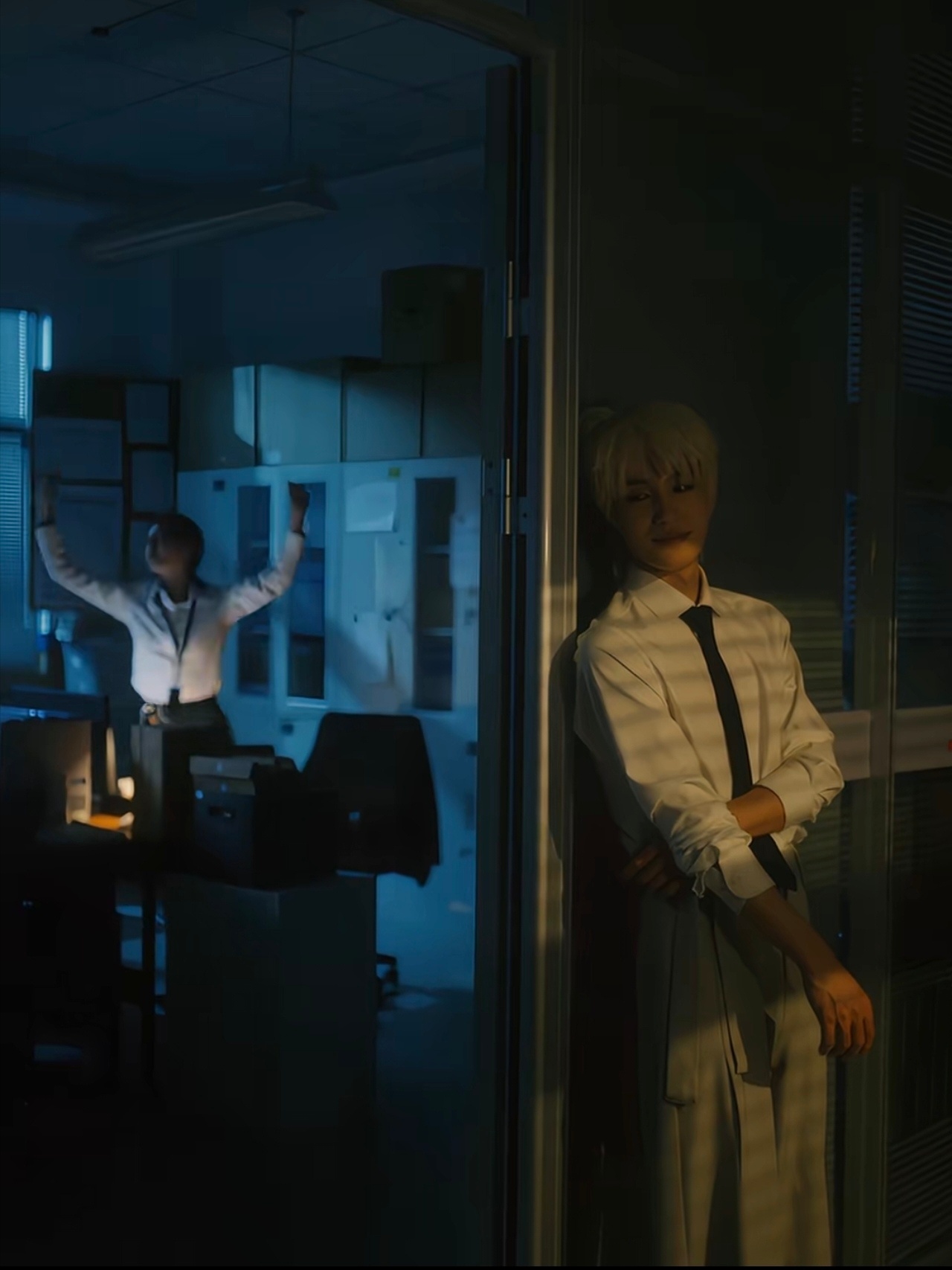 𝑺𝒉𝒂𝒓𝒆｜荧幕审美笔记短剧《渐染》没有浓烈夸张的调色，依靠冷暖分区布