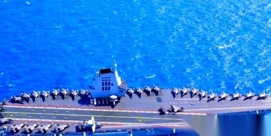 刷到一个澳洲专家的“神预言”，说我们的福建舰，要是真有事儿，活不过一周。
我差点