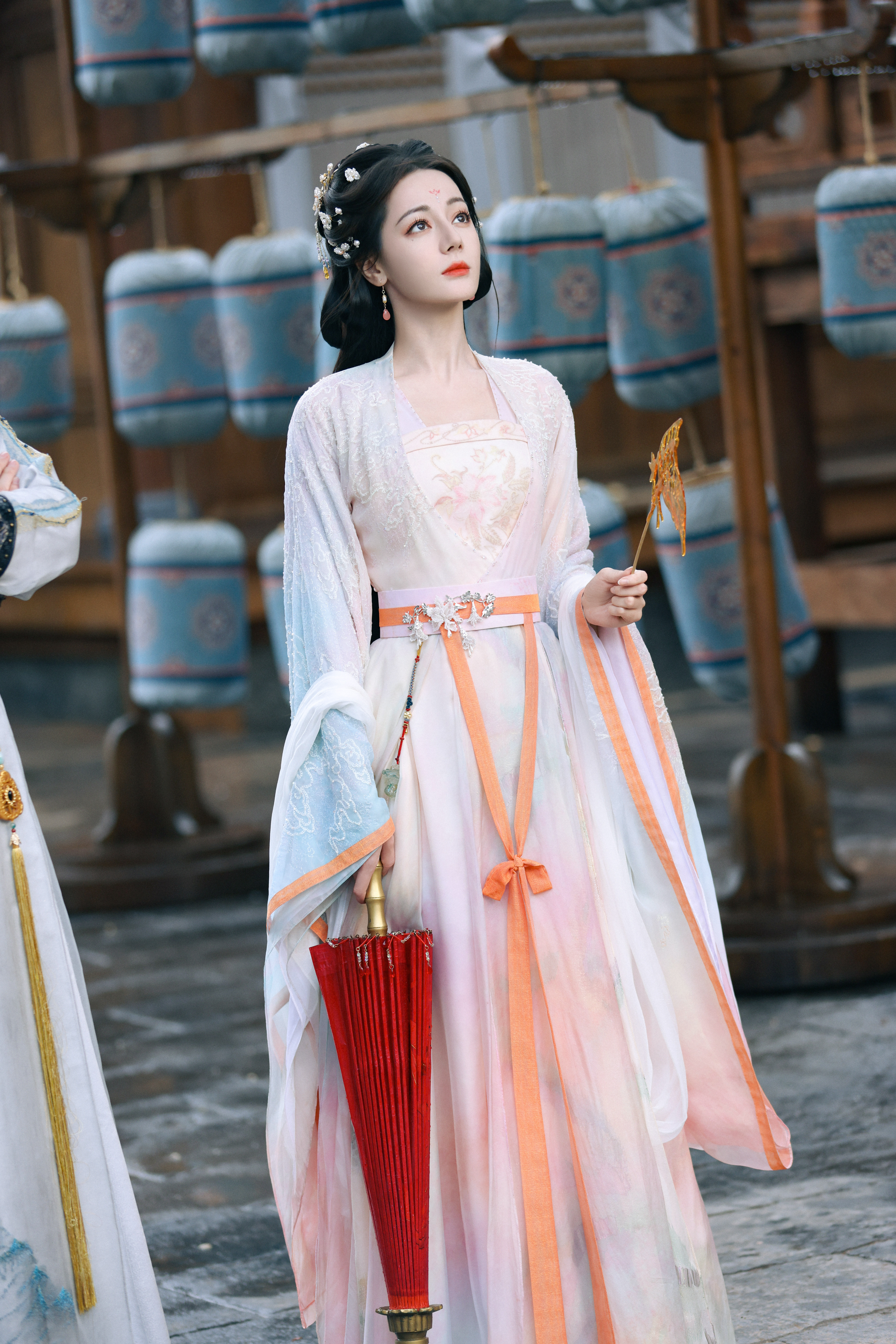 以热爱祖国为荣、以危害祖国为耻。以服务人民为荣、以背离人民为耻。以崇尚科学为荣、