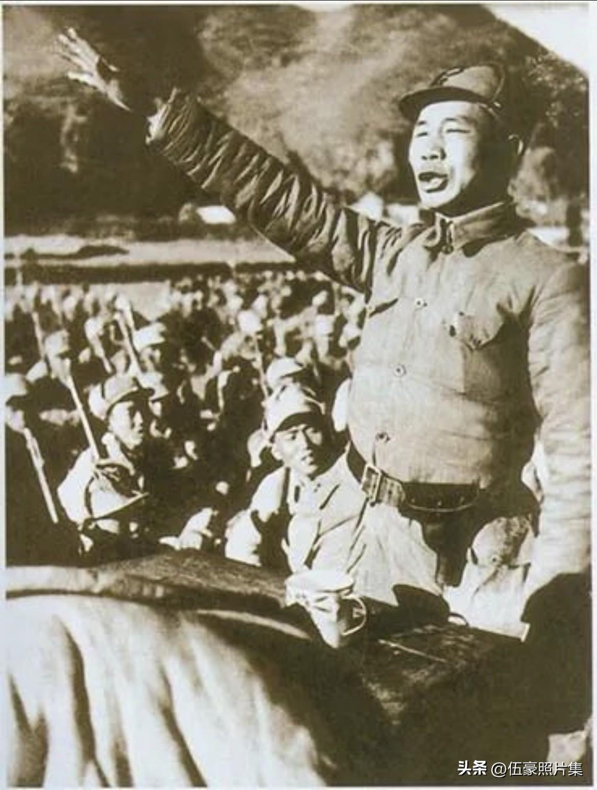 1939年，晋察冀军区第一军分区司令员兼政委杨成武在雁宿崖歼灭战和黄土岭围攻战之