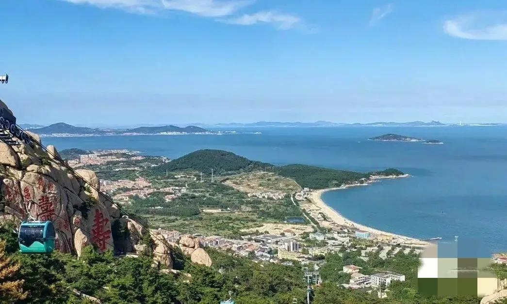 三八国际妇女节（2025年3月8日，星期六）当天，青岛崂山风景区给予女性游客免门