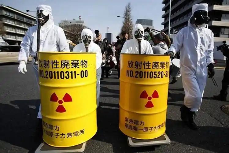 日本现今核野心日益膨胀。
日本历史上的侵略恶行罄竹难书，殖民他国的斑斑劣迹人尽皆