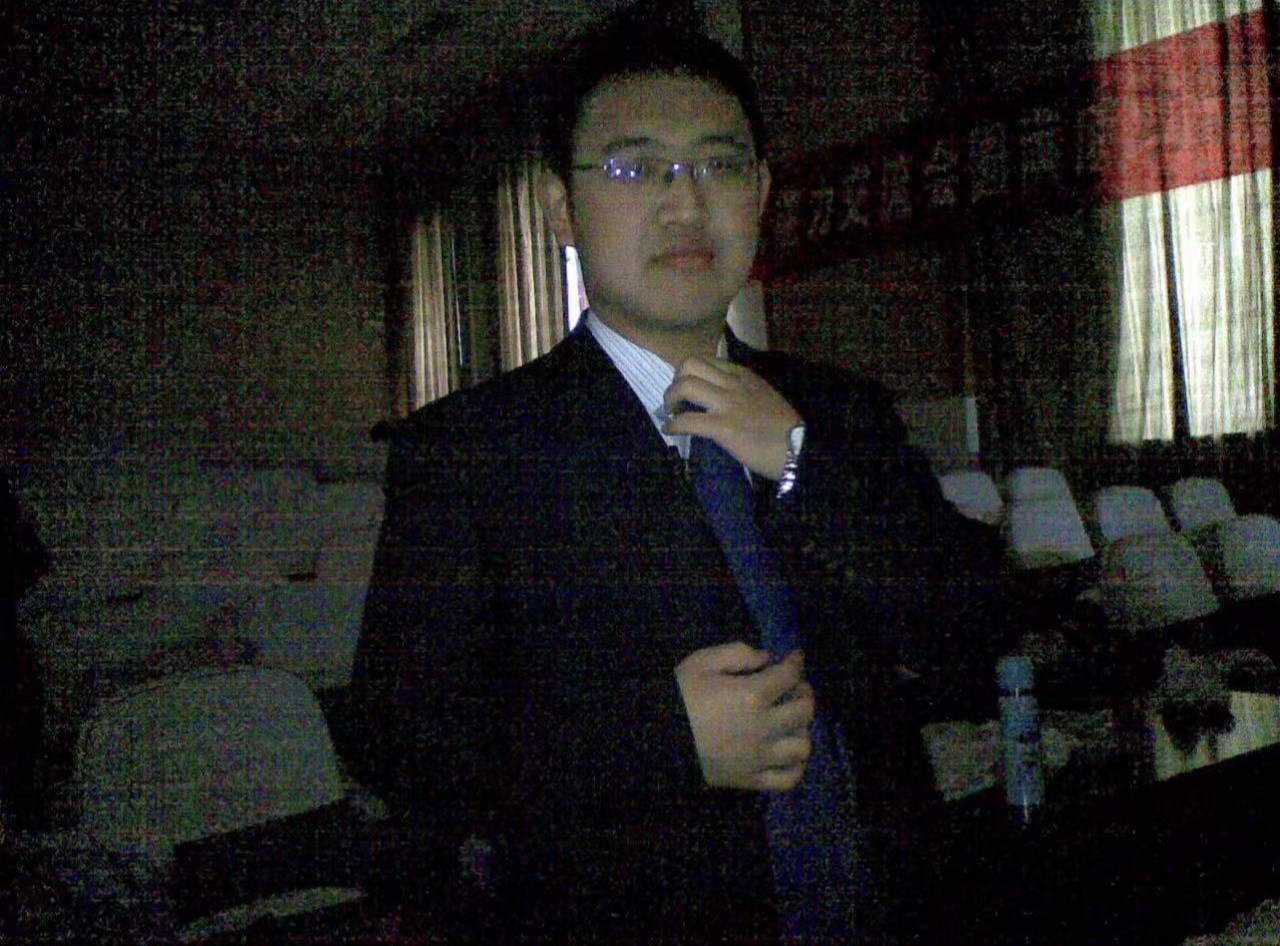 春风若有怜花意，可否许我再少年。校园v计划日常