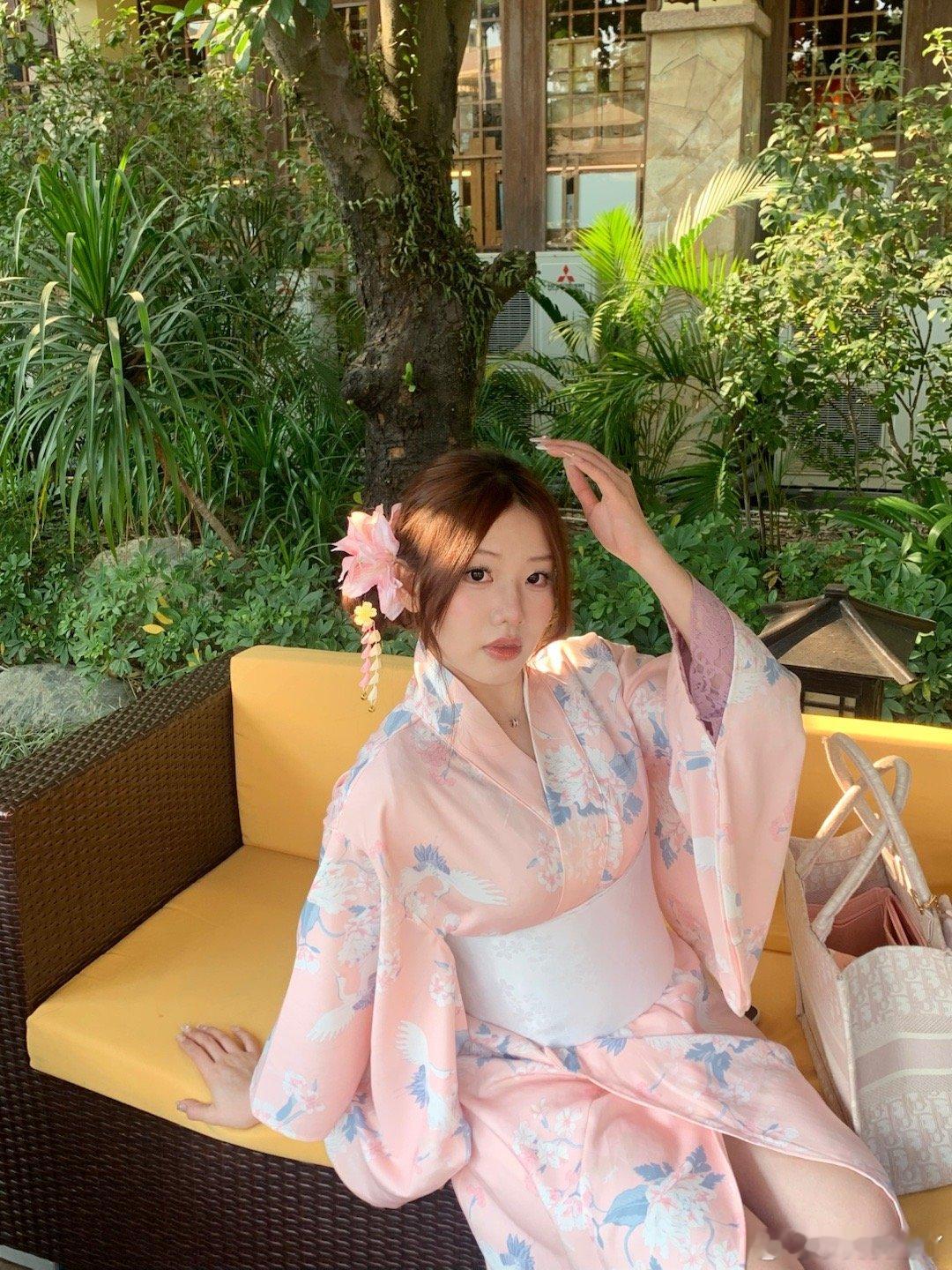 哈哈哈哈哈穿穿孙子服 