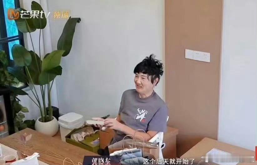 孙楠孙楠回应头像莴笋披荆斩棘 舞台上气场全开的孙楠，私下面对莴笋梗温柔接话，温柔