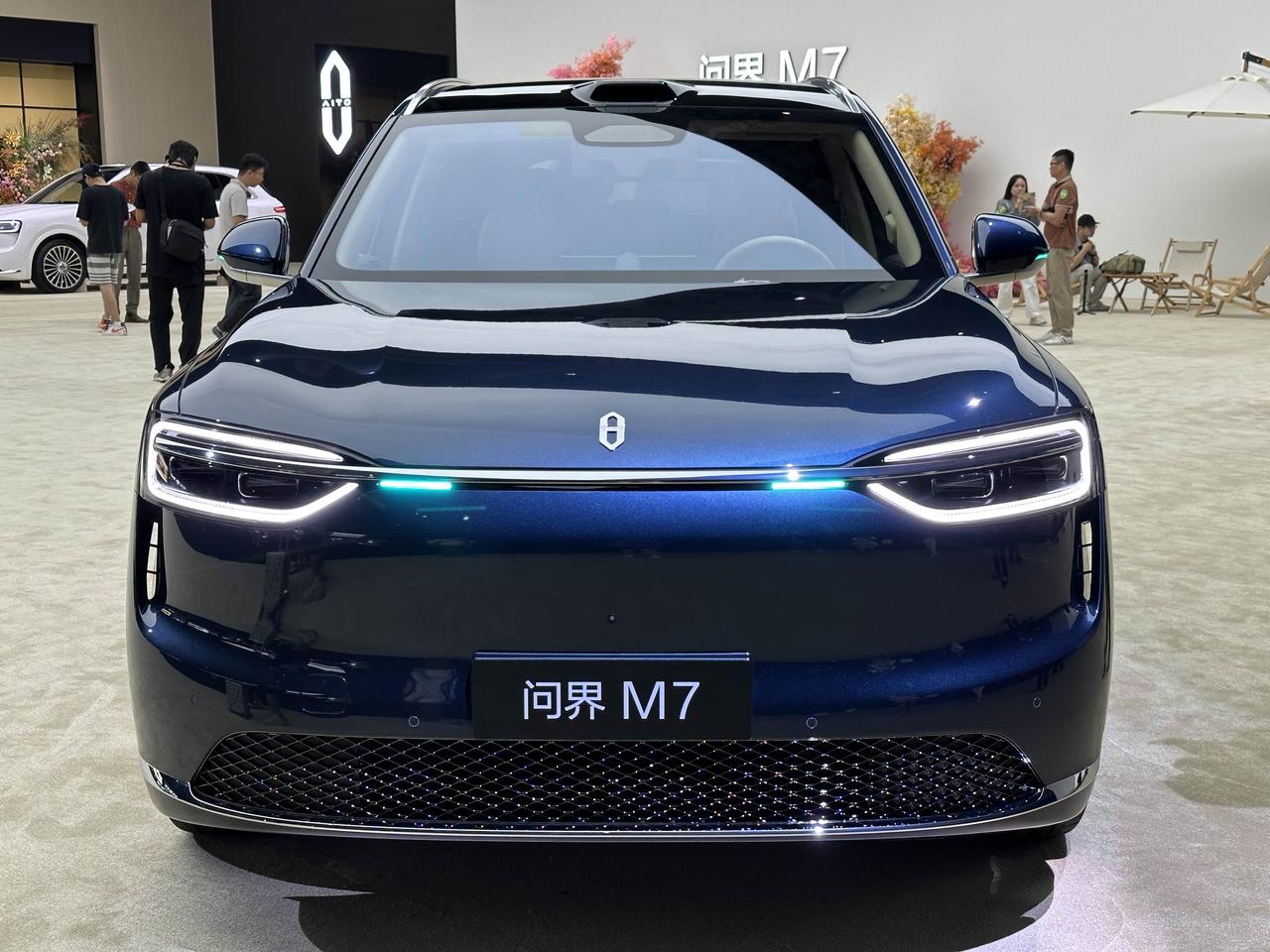27.98万起全新问界M7上市：幸福旗舰，旧车主至高减4万

全新问界M7正式上