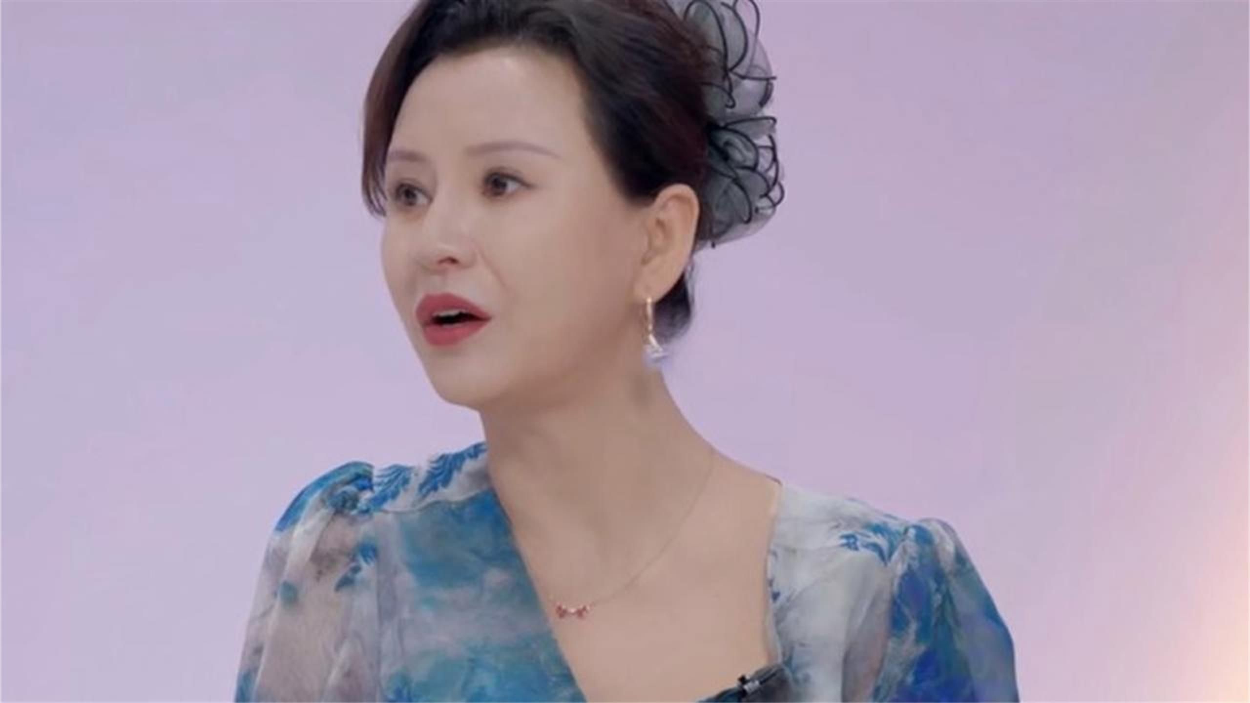 张予曦妈妈被问如何看待毕雯珺，当场在线磕，直言与女儿很有搭档