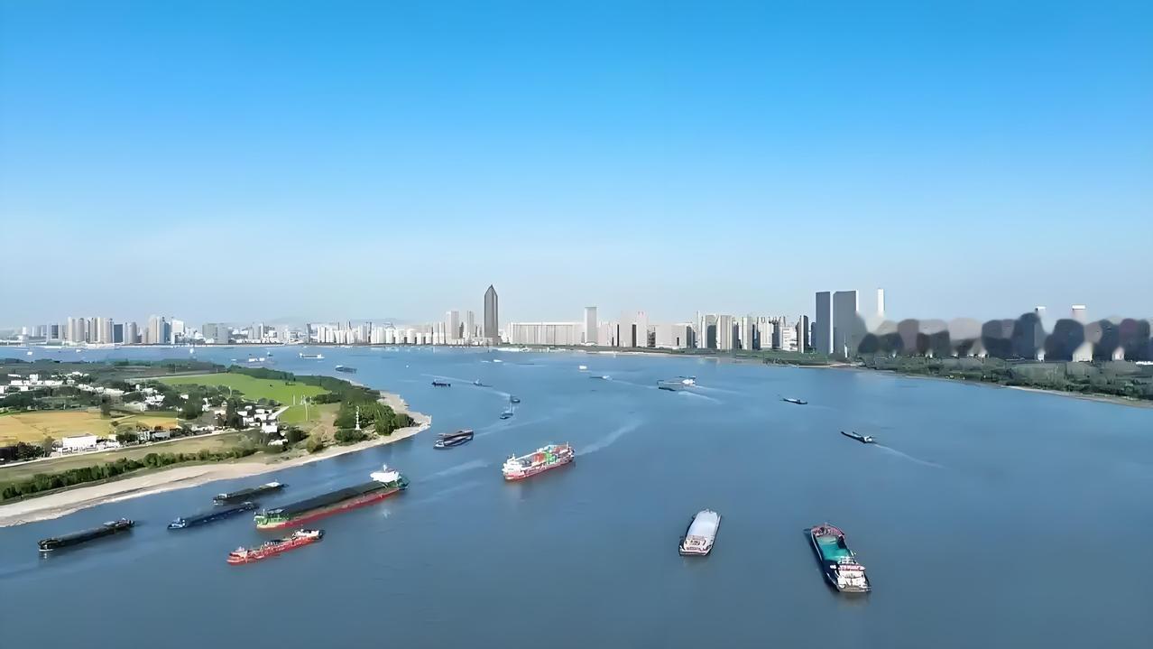 真没想到！
没这拐弯，
上海就成“江北”？
芜湖长江大弯太关键，改变半个中国地理
