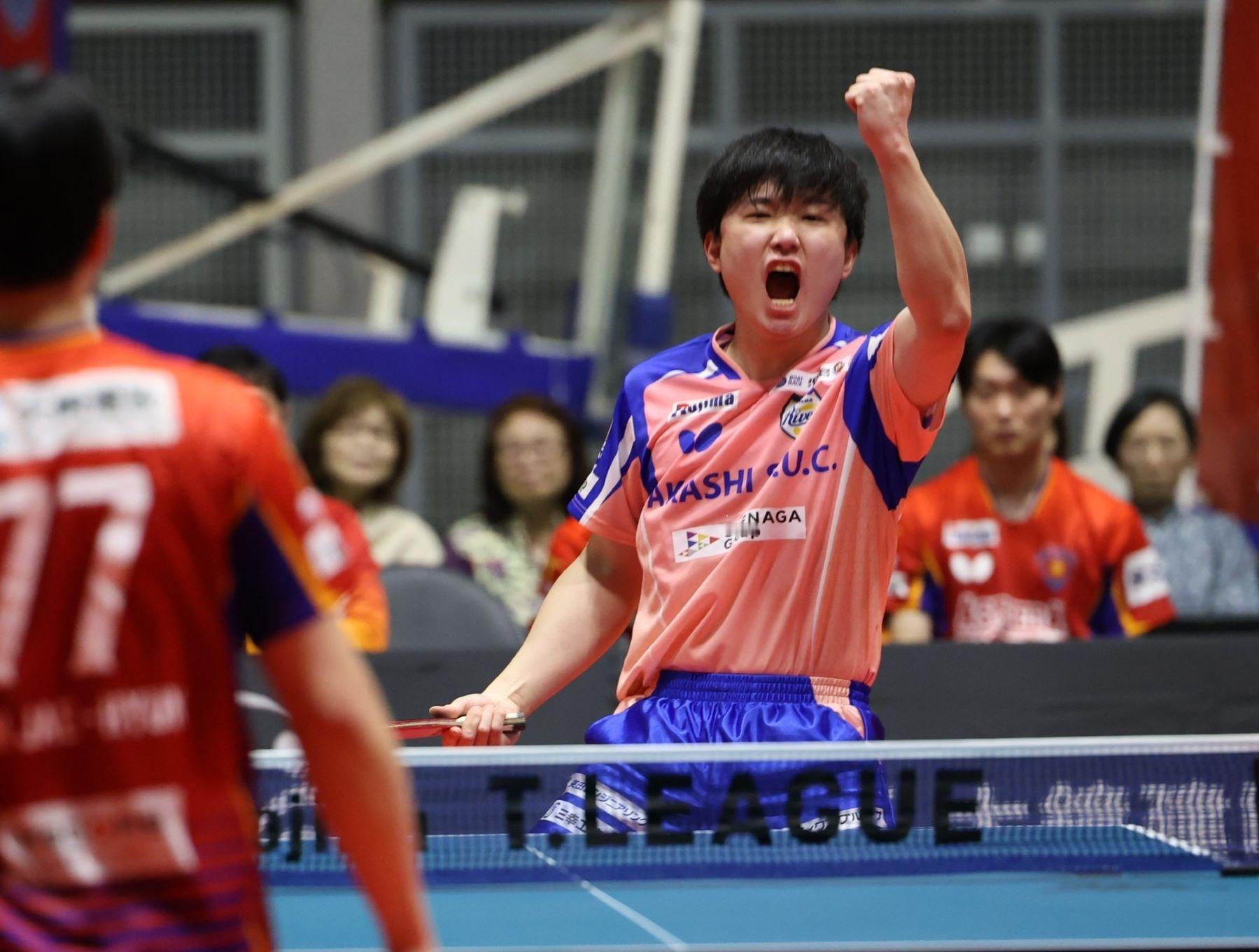 张本智和张本智和t联赛 早上好！元旦。新年快乐！今年也请多多关照。今天也打起精神