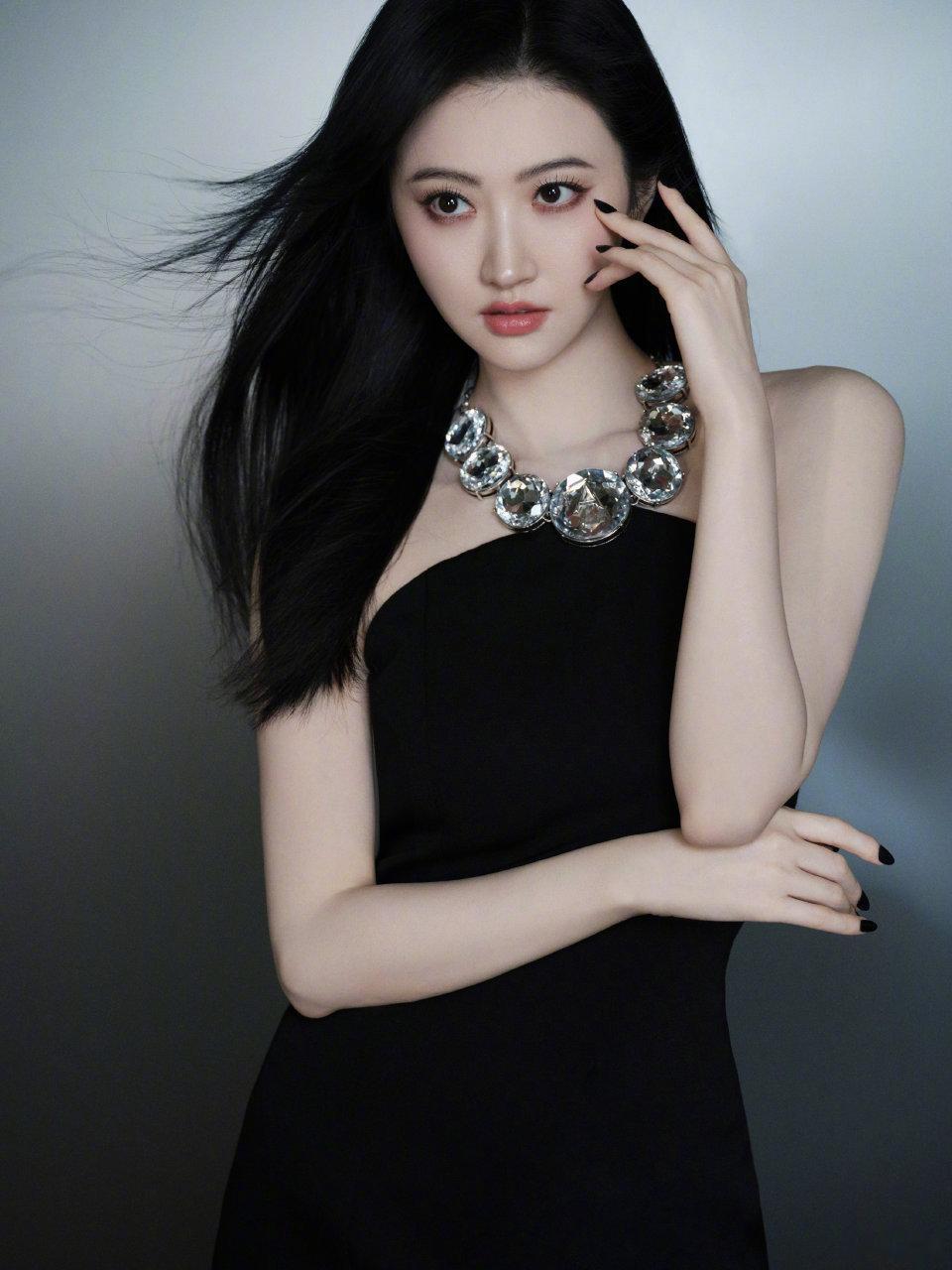 景甜 脖子里大银链子亮了！ ​​​