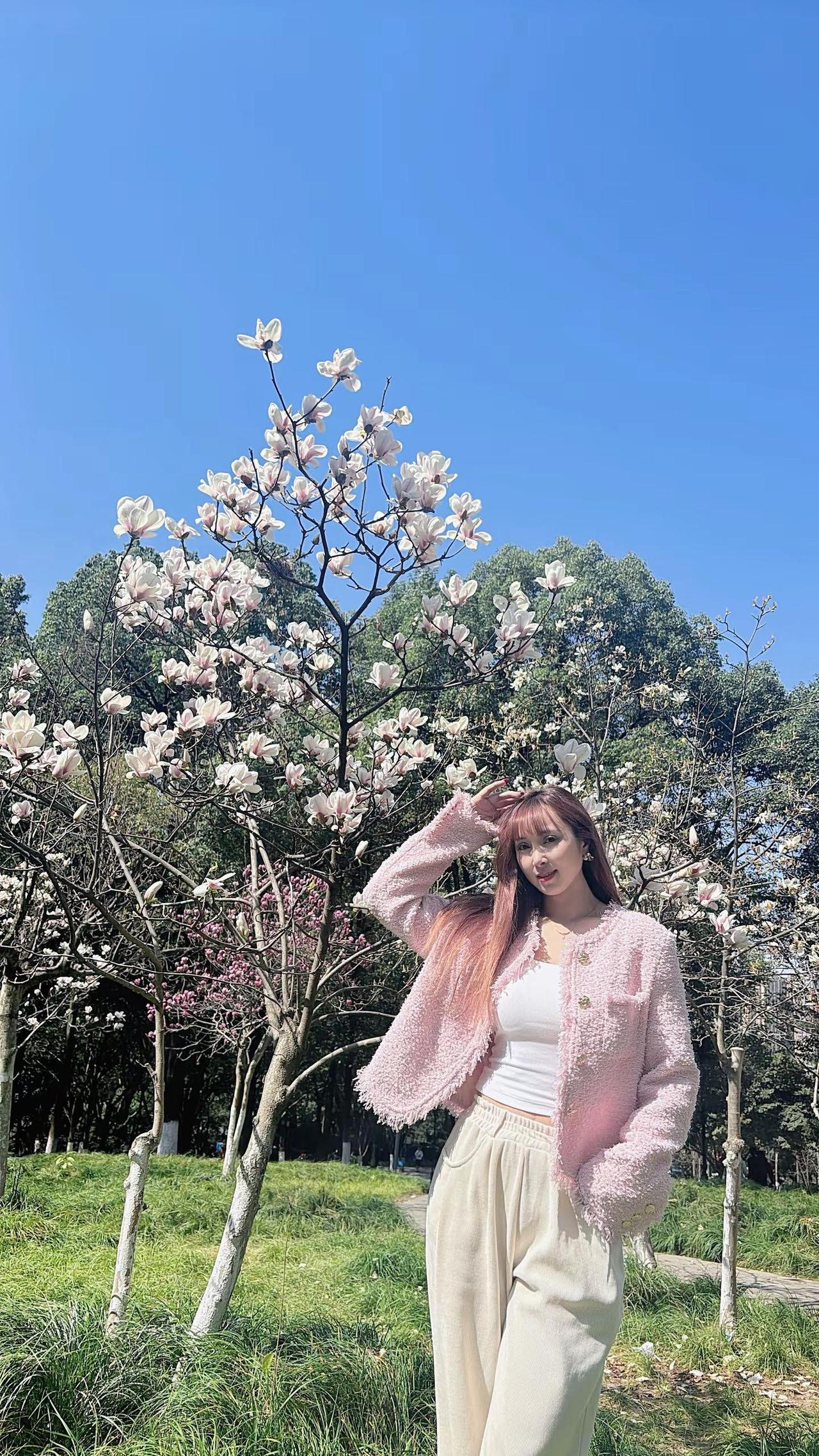 我不想结婚的理由很简单 因为我离过婚 所以头婚的不敢嫁 我怕吵架的时候骂我是二婚