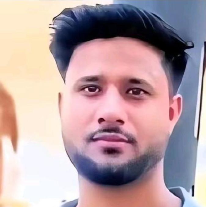 就这小子，印度留学生samk，在中国湖北一所医学院学成毕业后，回到印度，然后，在