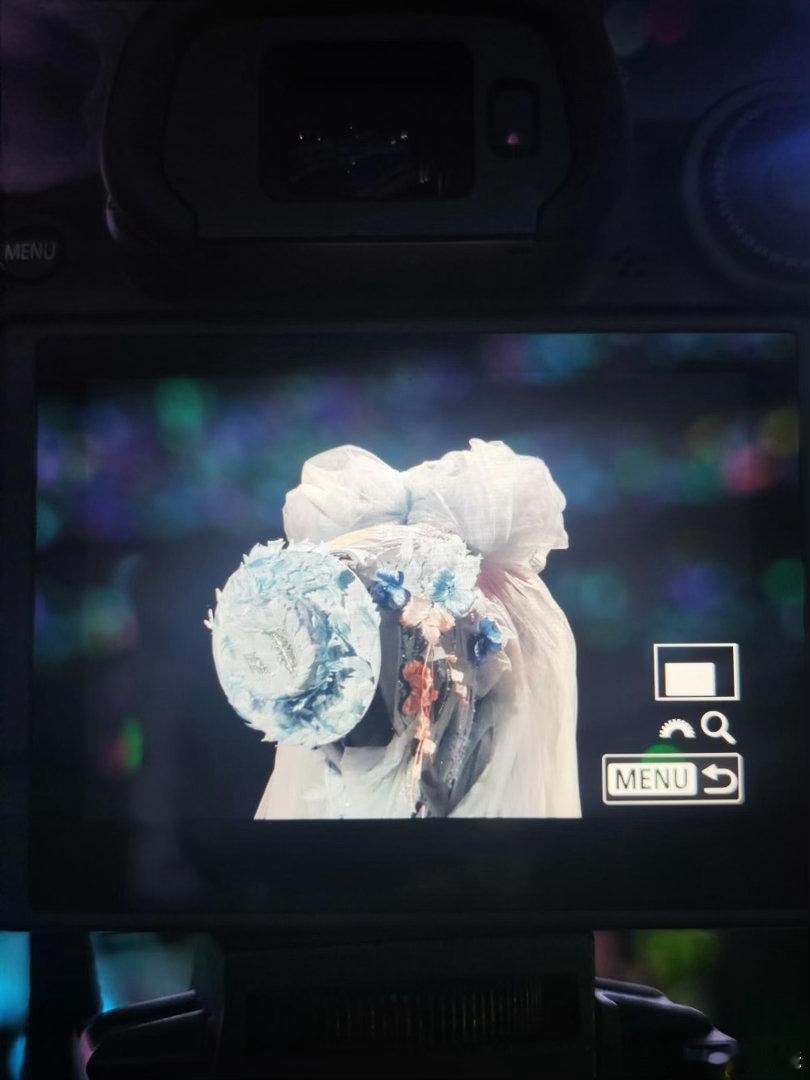 贺峻霖蓝色妖姬、贺峻霖好震撼的美貌围观下啦，贺峻霖蓝色妖姬，可以呀，贺峻霖好震撼