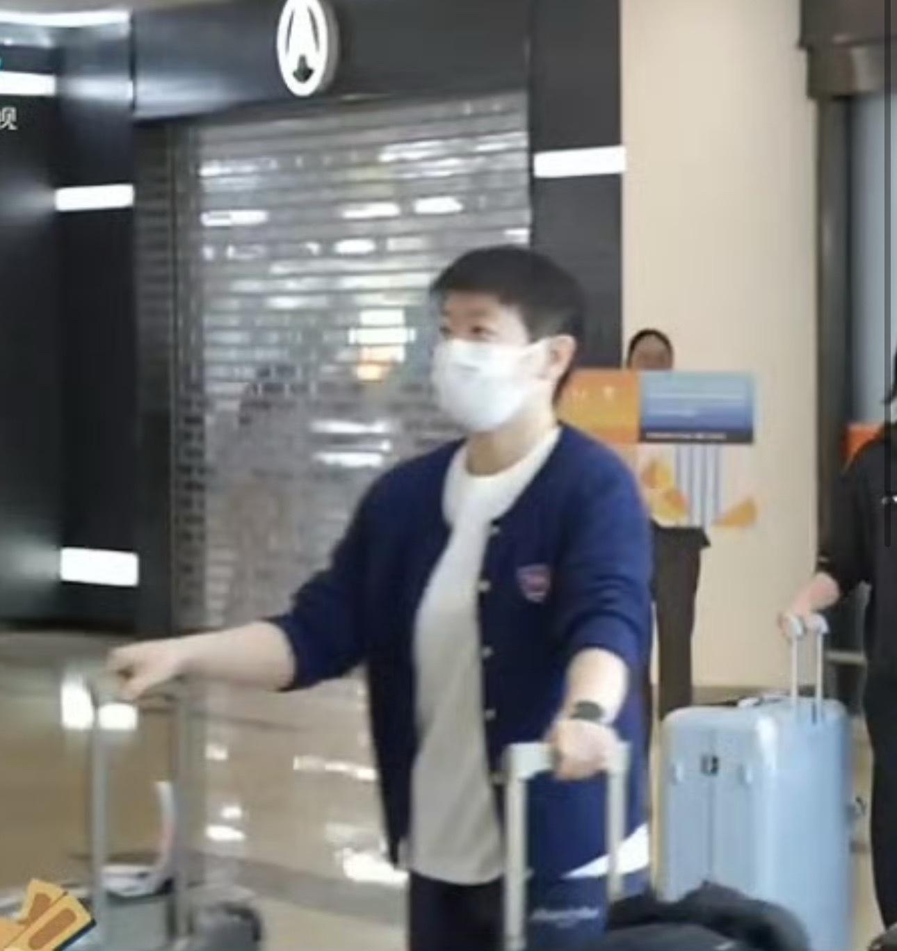 真的要哭了我失散多年的女儿啊（bushi 