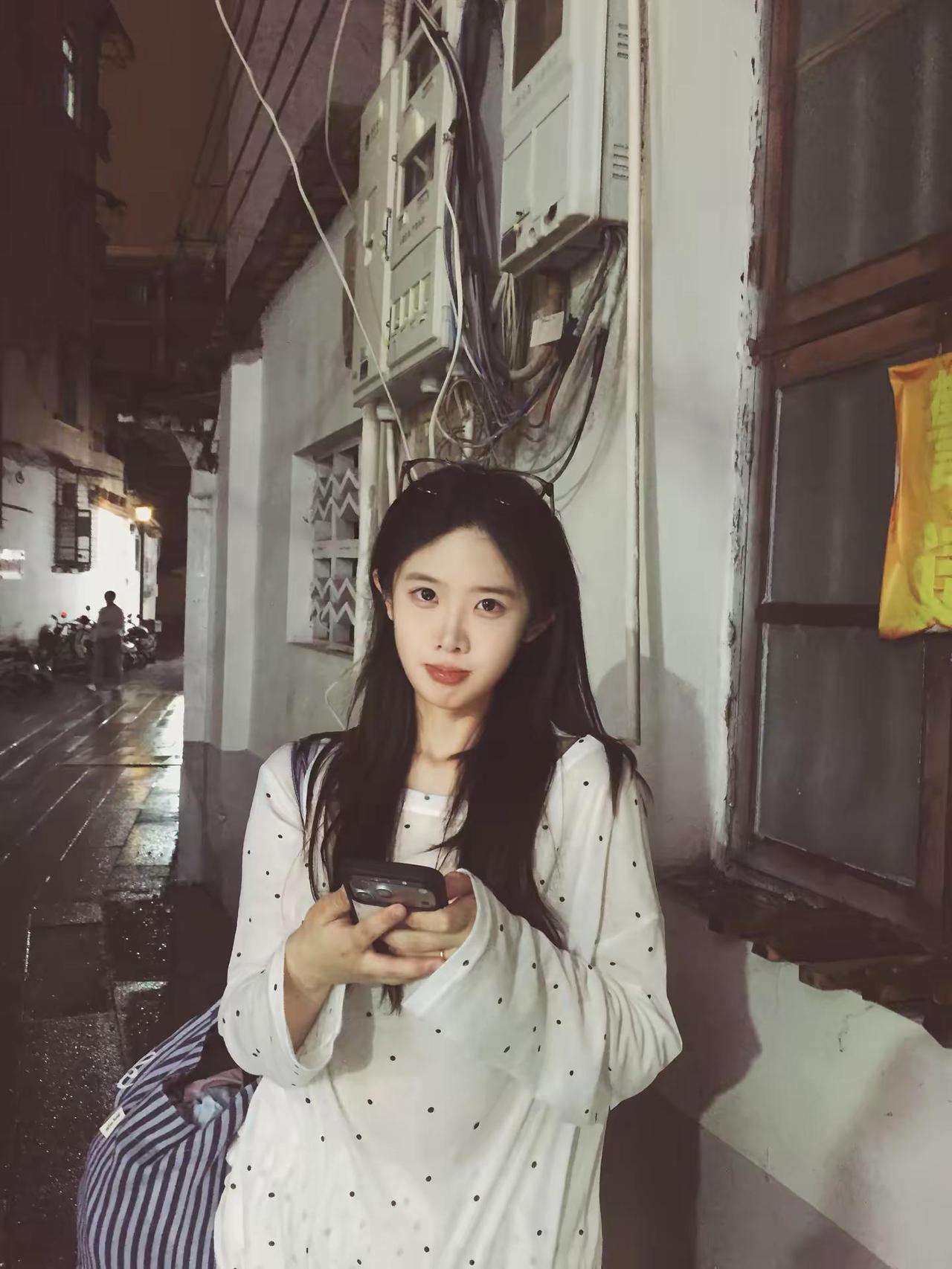 我没有理由去怪你 你有你的选择 我也的确不是一个很好的人