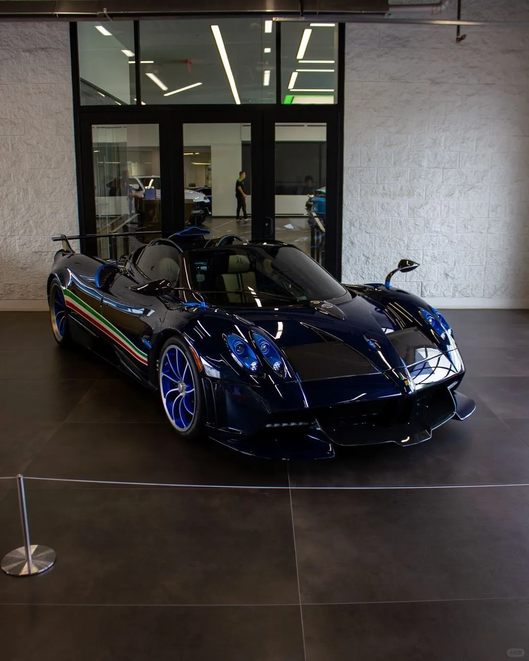帕加尼Huayra tricolore