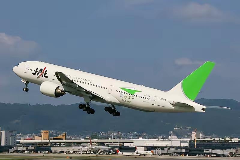日本航空公司宁可每趟航班缴纳高达10万的过路费，也坚决不肯更改航线绕开中国领空—