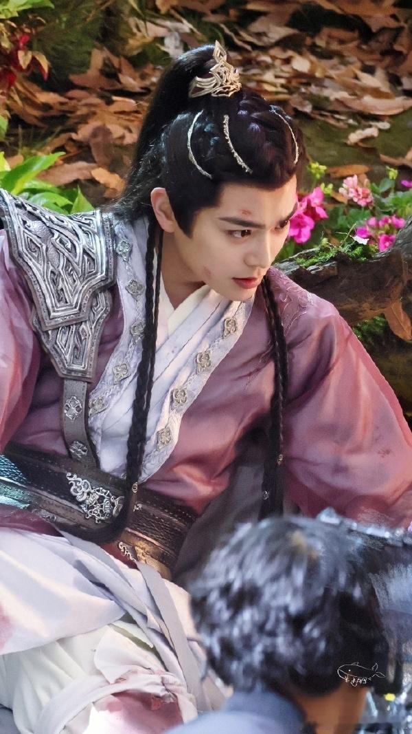 丁禹兮卫韫守护山河无恙 ​​​​丁禹兮卫韫守护山河无恙，山河枕今日开播，已经准备