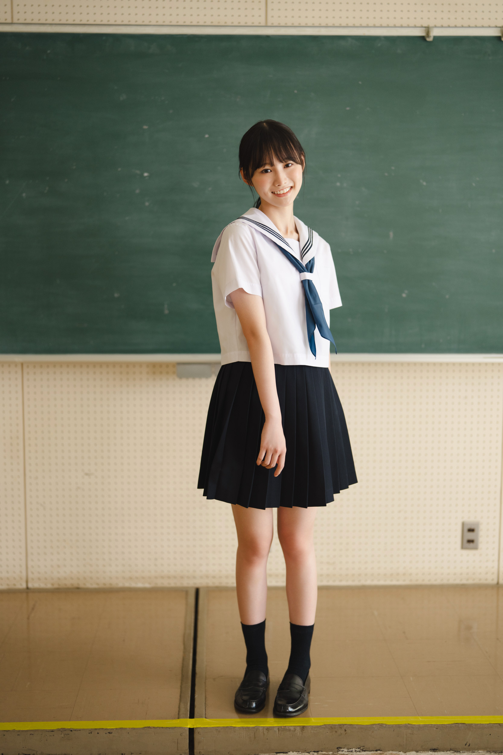 高井俐香　BLT ​​​