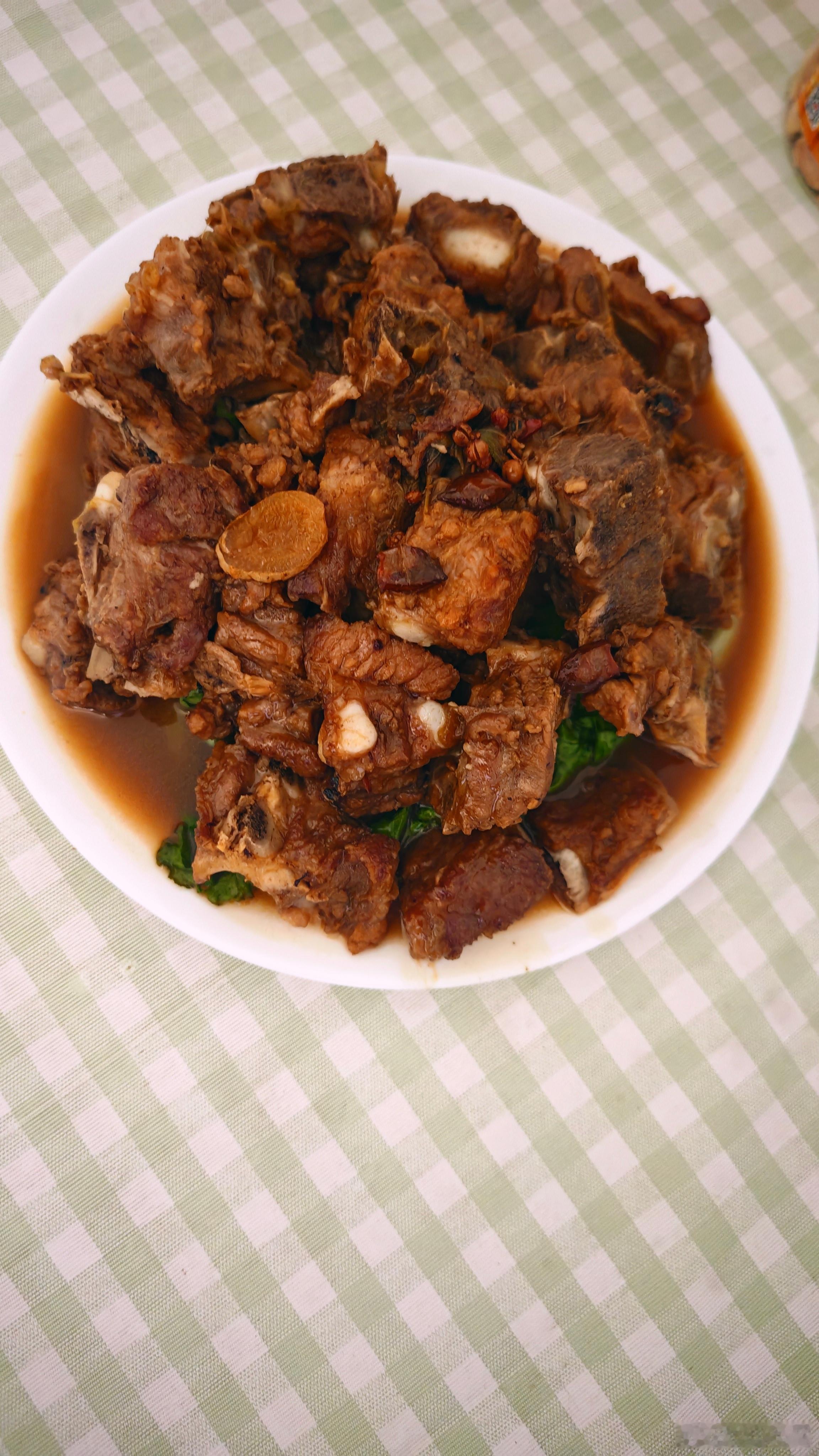 今天媳妇做排骨。 ​​​