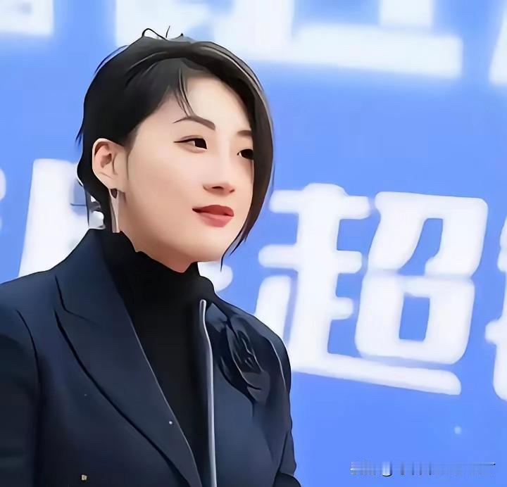 宗馥莉真的给所有富二代敲了一记响亮警钟！
不要再去盯着老爸外面有没有人，藏没藏孩