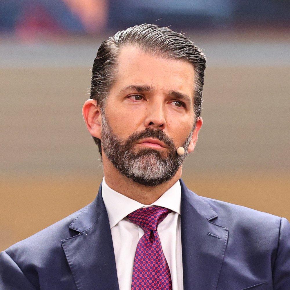 特朗普丝毫不避嫌，小特朗普支持的公司接连拿到五角大楼的大合同。
日前五角大楼批准