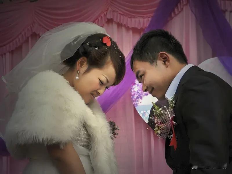 “两头婚”是一个什么样的婚姻？我国是一个多民族，多人口的国家？单从婚姻模式来看，