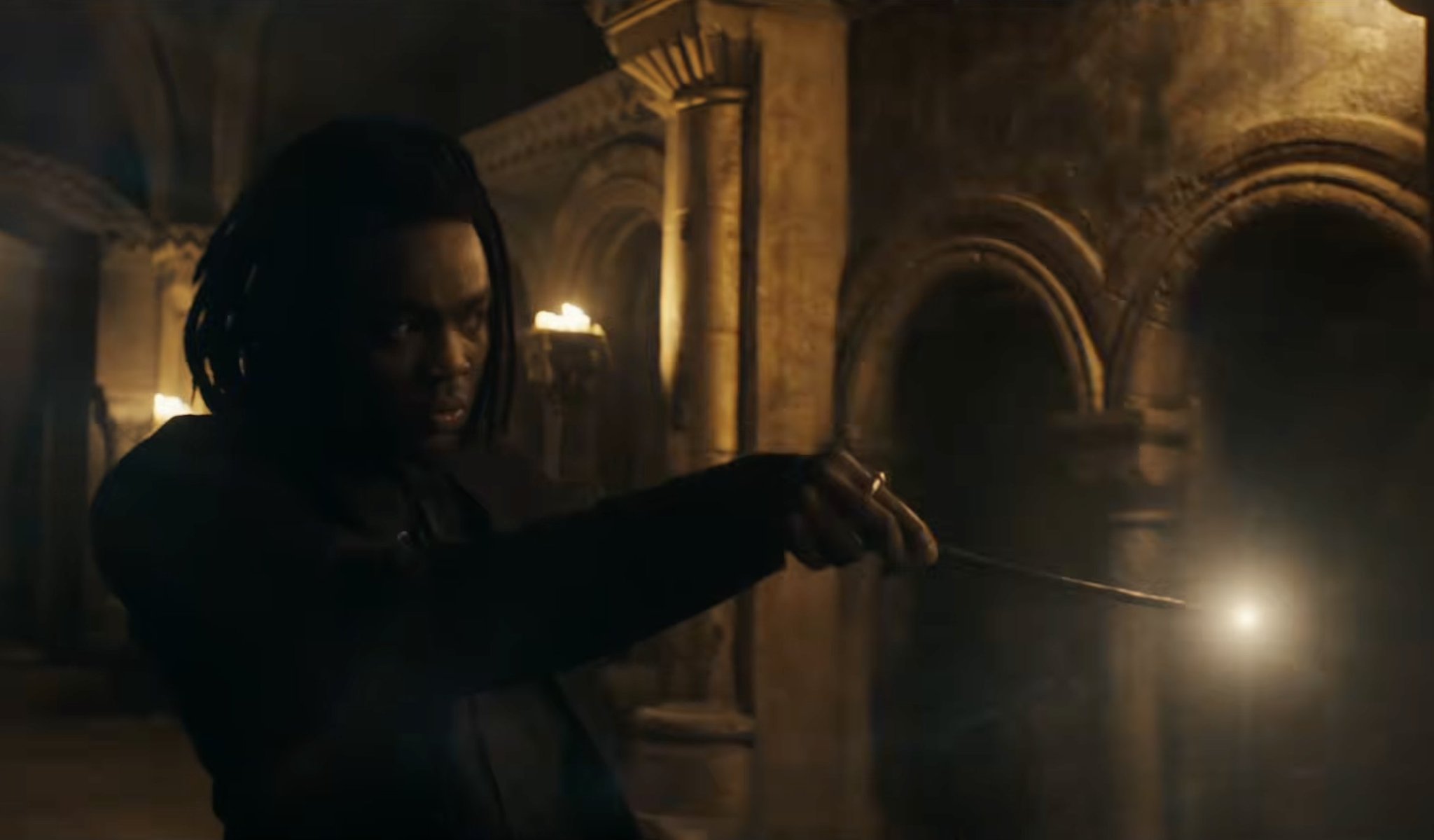 剧版《哈利·波特》“斯内普”造型曝光，由帕帕·厄希杜扮演，点评一下：剧版哈利波特