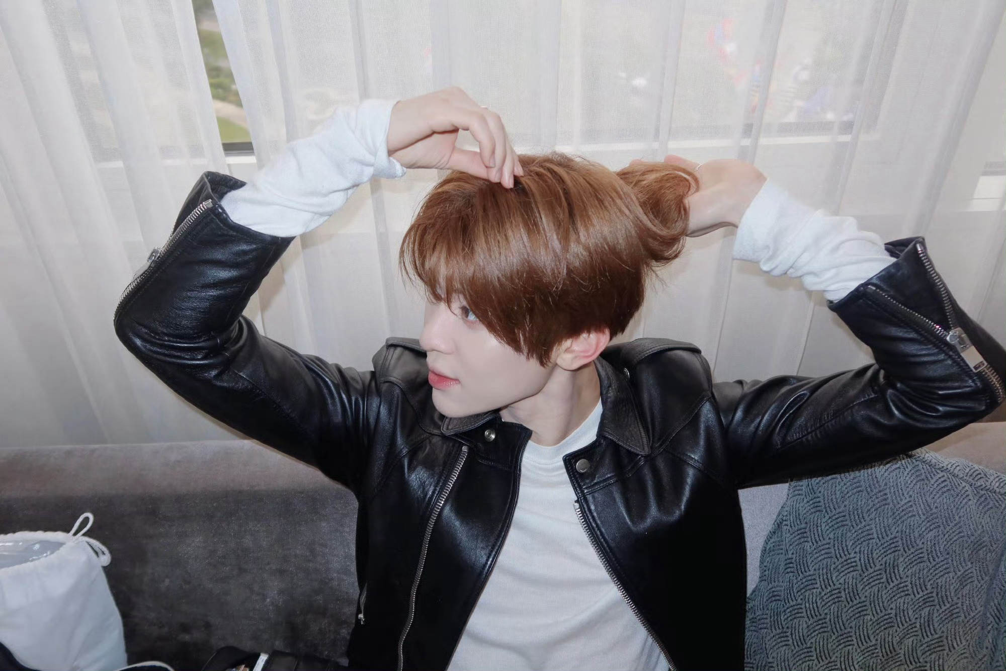 这位更是爸…爸… 