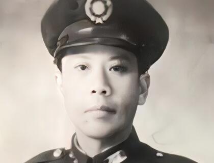 黄百韬死后，遗孀柳碧云将他的儿子黄孝先和女儿黄丽珍拉扯长大。没想到，黄孝先长大成