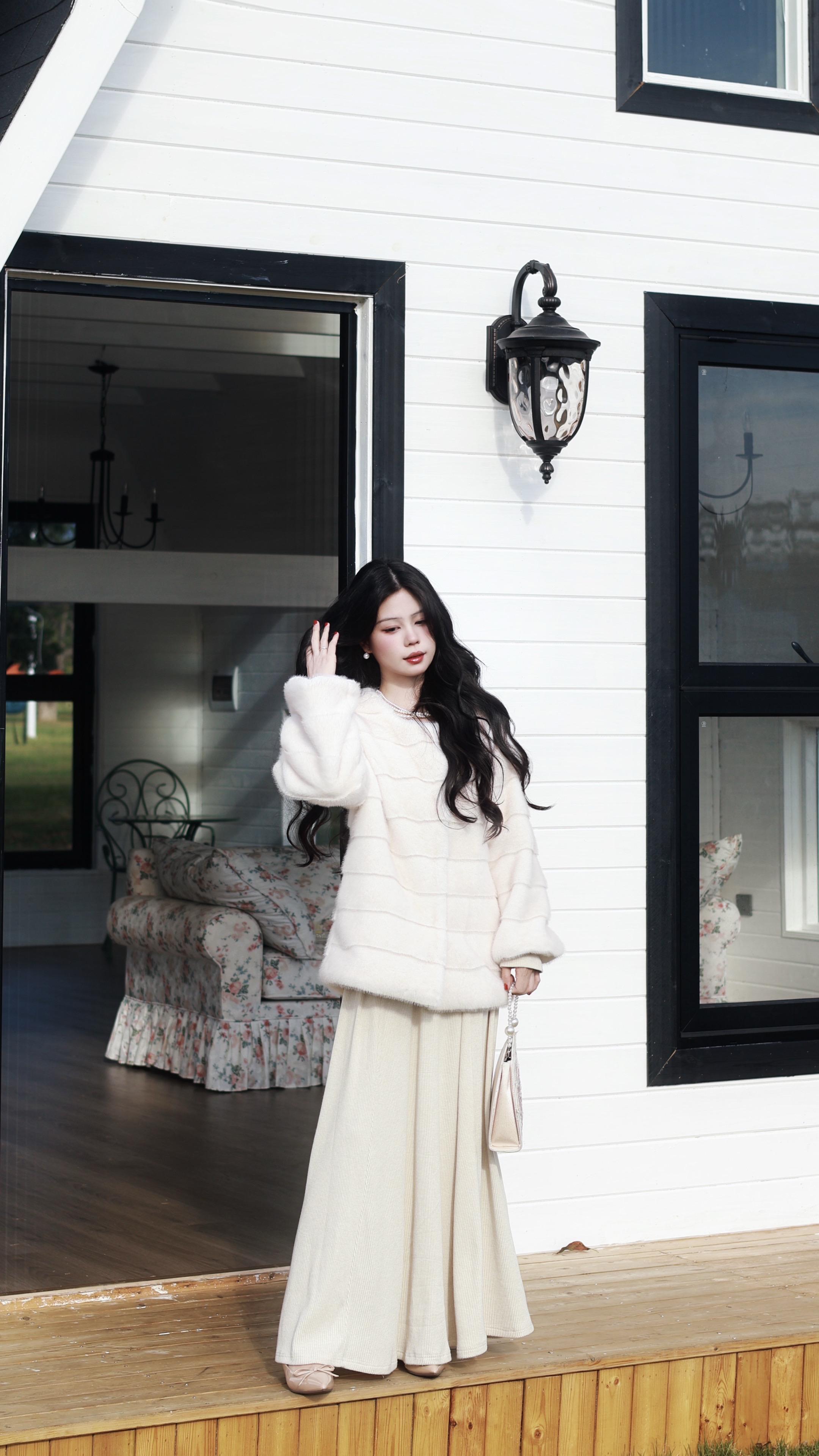 “终其一生 如果非要等一个人的话 我想要一双看到我心疼的眼睛 ”