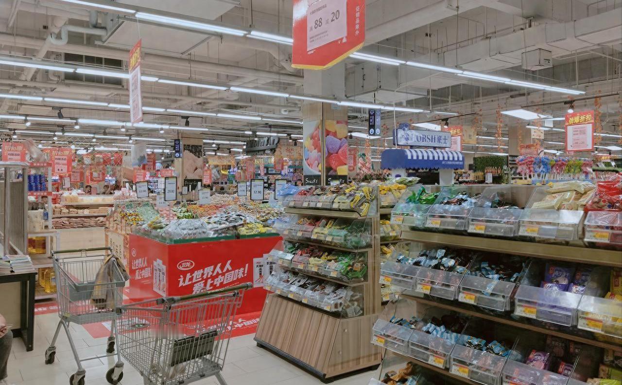 亏损120亿后，永辉超市砍掉一半供应商，谁在偷笑？

永辉超市最近搞了个大动作，