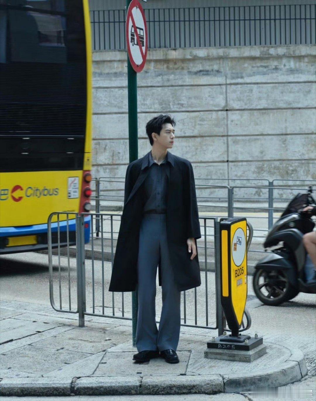 李现包场杨紫《生命树》了，还用的是韩商言头像直接杀死比赛！ 