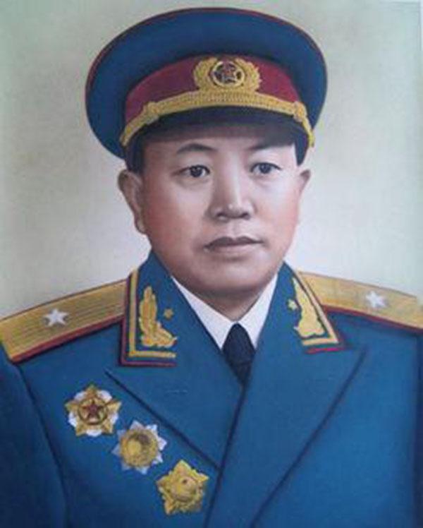 张文碧（1910年~2008年10月4日），江西省吉水县人。1930年参加中国工