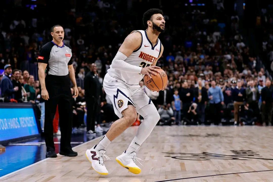 掘金穆雷没有那么准了，多亏了文森特和丁维迪的防守，要多用。
第一，上赛季西决湖人