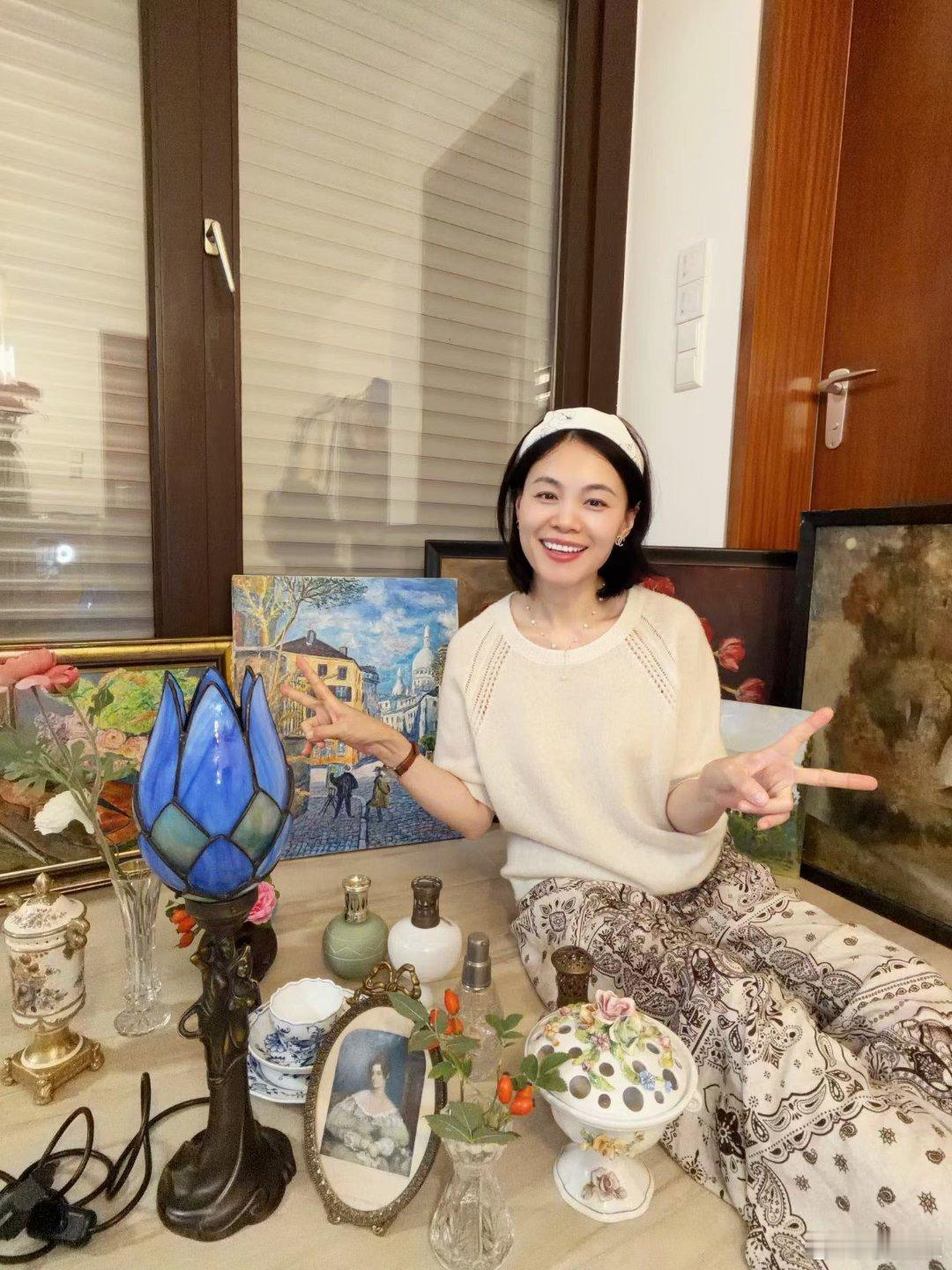 那些淘到的宝贝们。大部分都留在德国了，实在没发带回国，没有足够空间，且太重瓷器又