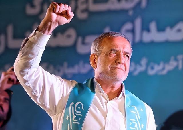 谁都不能迫使伊朗投降 伊朗总统佩泽希齐扬15日强硬表态，强调任何力量都无法迫使伊