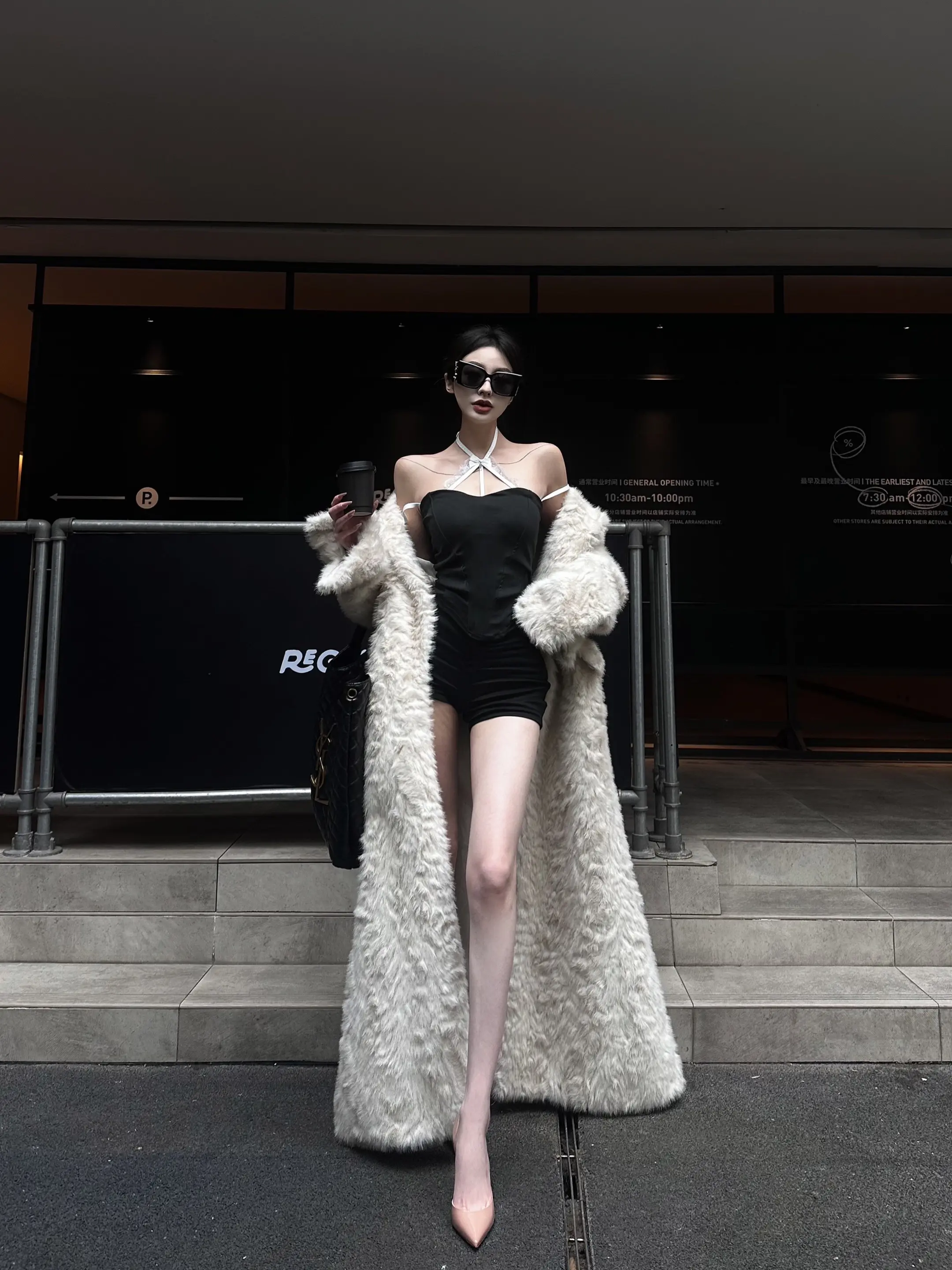 我这样劲劲的女人。