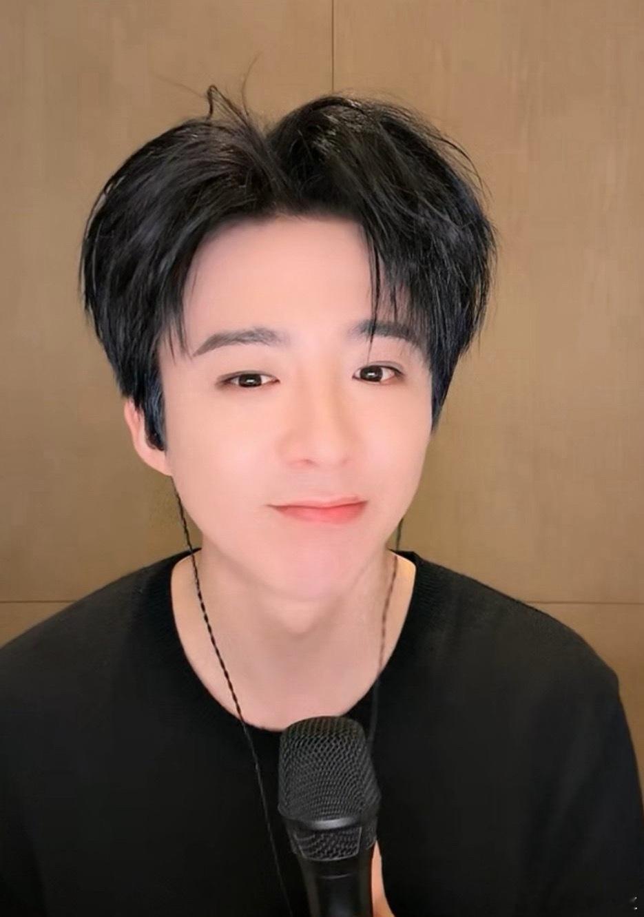 星辰大海欲戴👑必承其重  