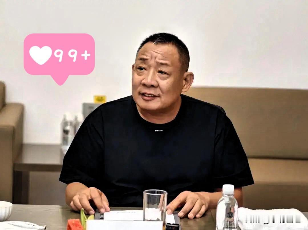 于东来这次把话挑明了：为啥大家都不敢花钱？就三点！
第一，兜比脸干净。普通老百姓