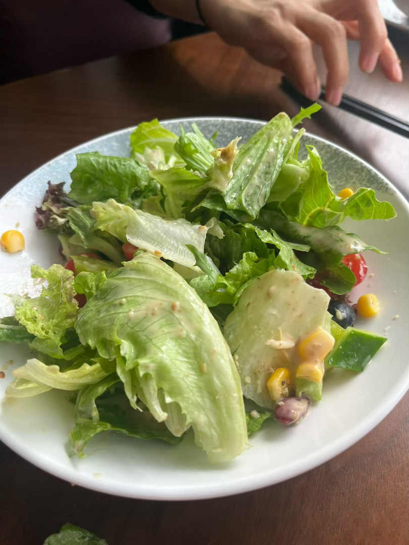 生活不在富足，而在满足祝你我，自由，随性，及时行乐 