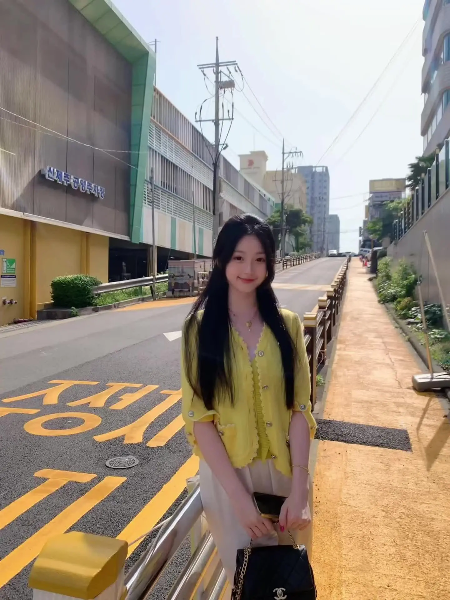 期待夏天 甜妹