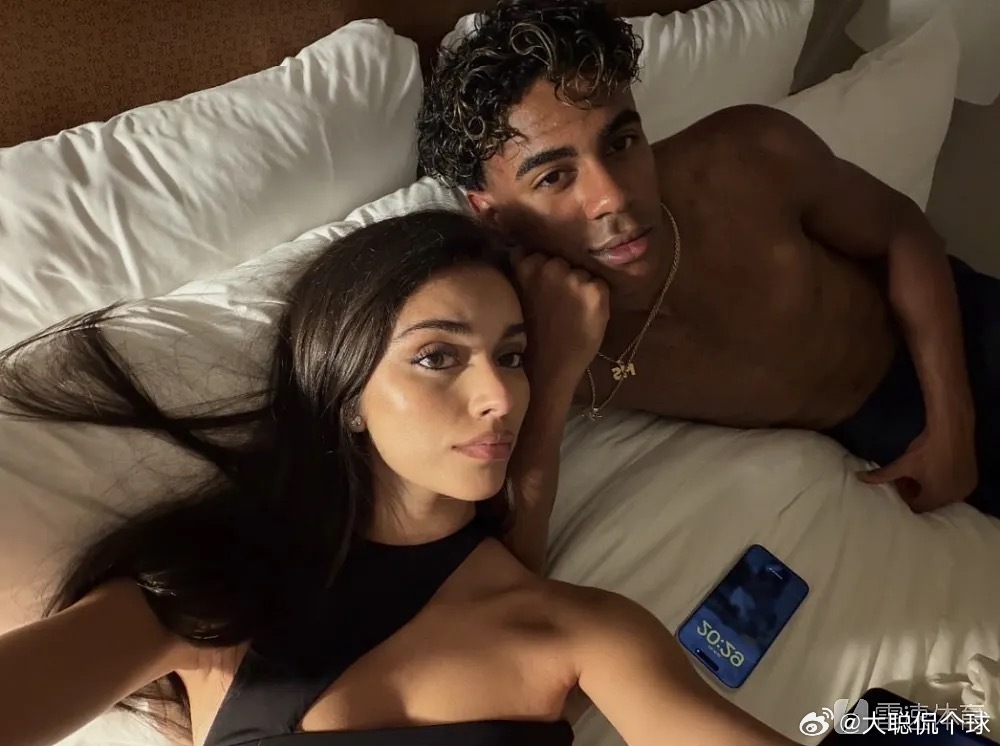 西班牙顺利晋级世界杯四强 亚马尔赛后收获甜蜜庆祝女友晒合照美加墨世界杯四分之一决