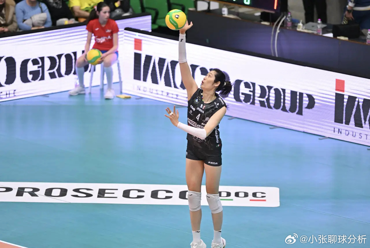 霸气！31岁朱婷在欧冠23扣杀砍24分 球队29连胜遭终结仍杀入四强北京时间3月