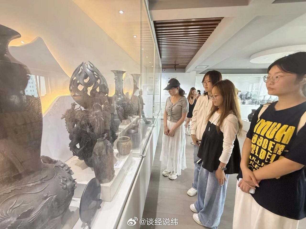 雷雨关注三下乡曲阜师范大学三下乡大学生暑期社会实践 【黑陶载千年底蕴，青春启活化