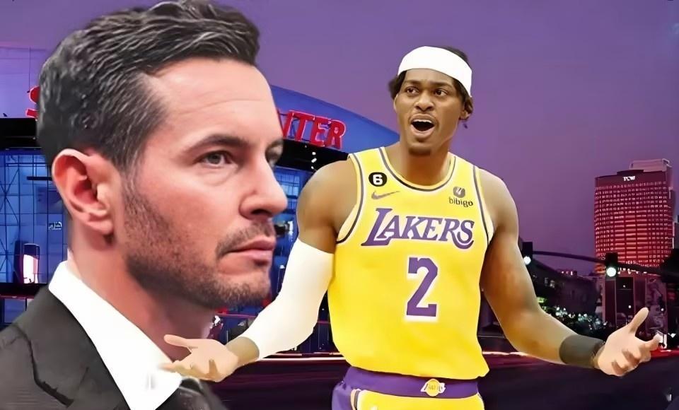 东契奇缺席成转机！被雷迪克雪藏的防守悍将，能获得上场机会吗？从球队功臣到如今被雪