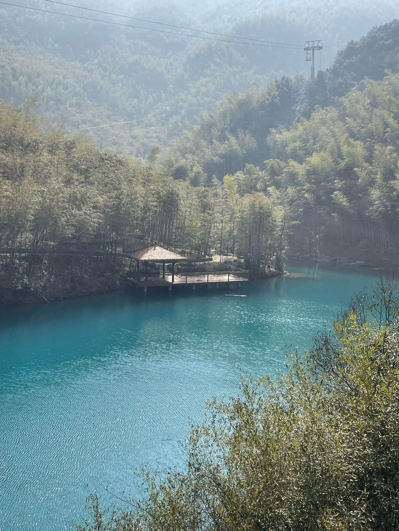 中山小九寨沟｜藏在五桂山的翡翠秘境，徒步+美食全攻略

不用远赴四川，中山五桂山