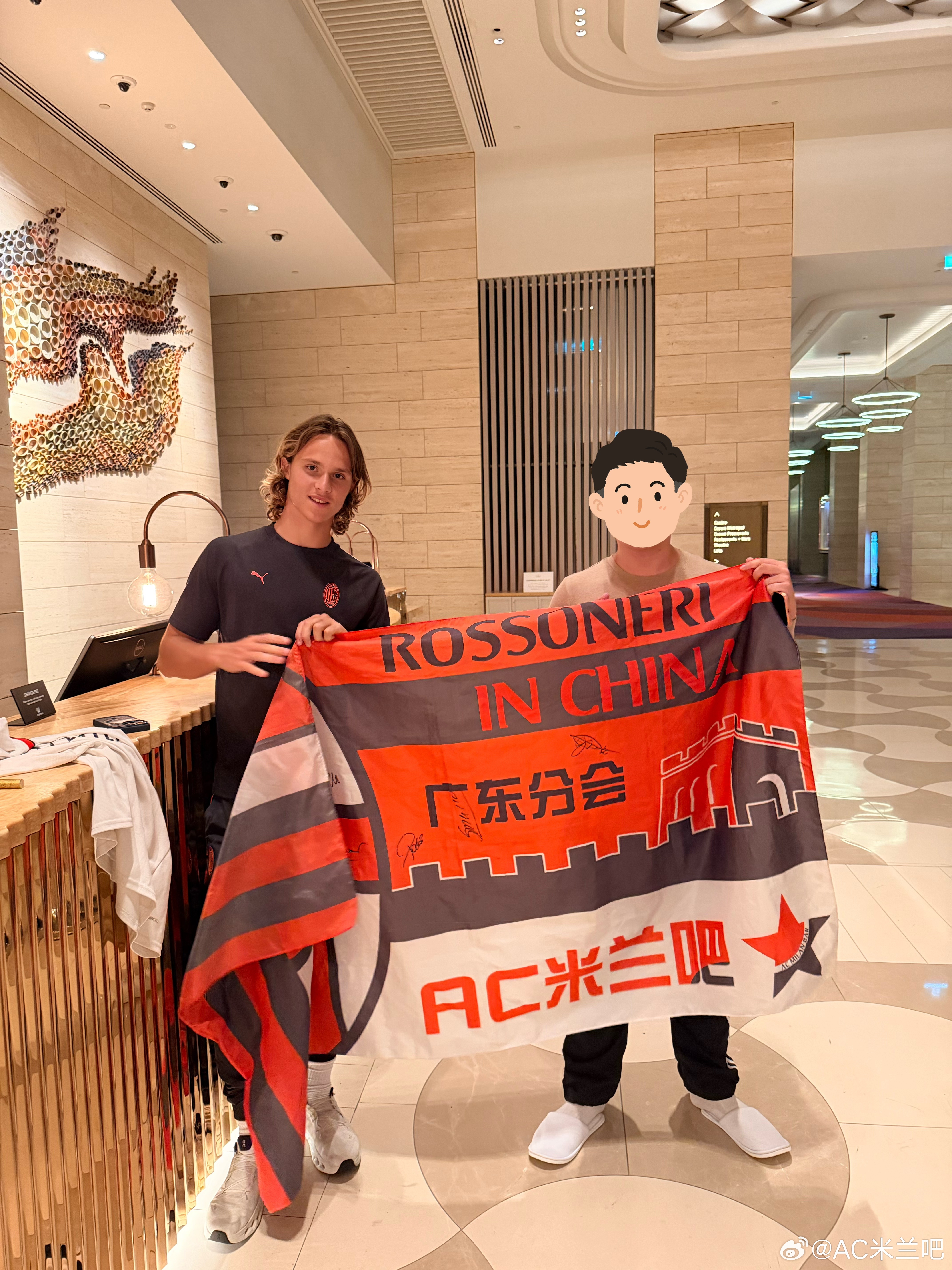 前方发来靓照科莫托加油！全队都要加油！💪🔴⚫意甲联赛米兰德比